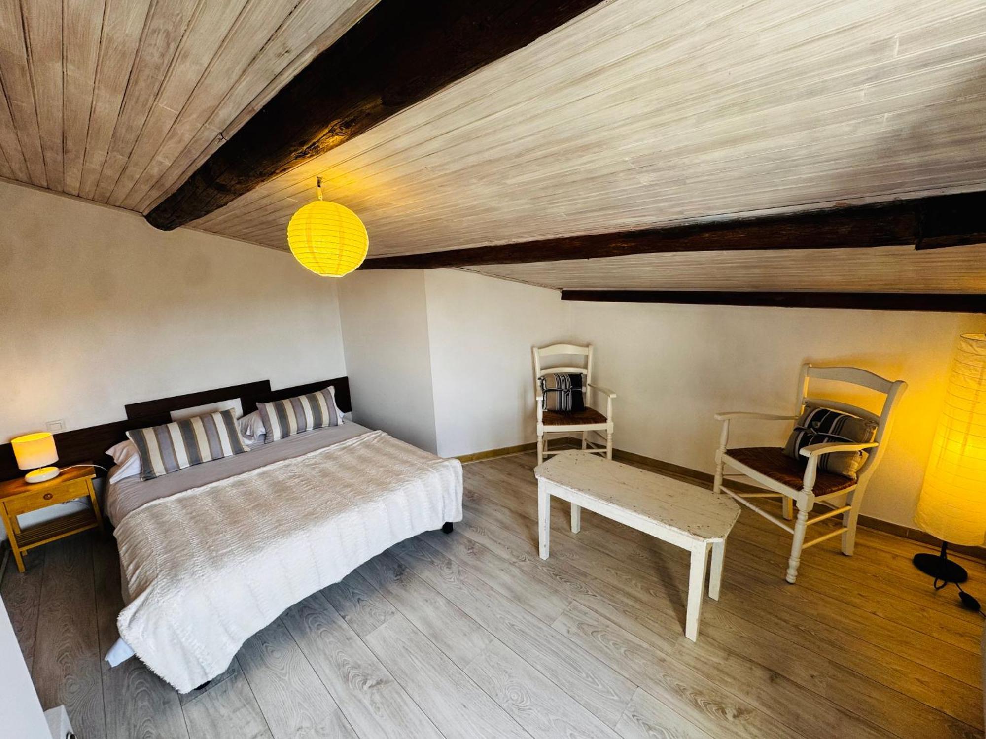 Gite La Bastide De La Loge Au Pied Du Mont Ventoux Sault-de-Vaucluse Pokoj fotografie